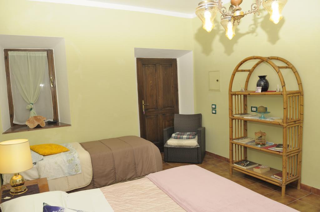B&B San Nicola Serramazzoni Dış mekan fotoğraf